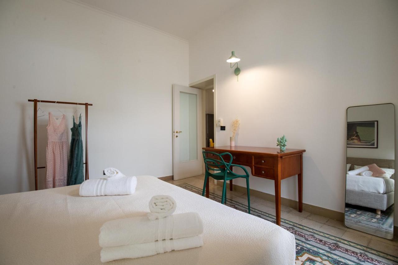 Apartamento A Casa Di Anna - Charming House With Courtyard Bari