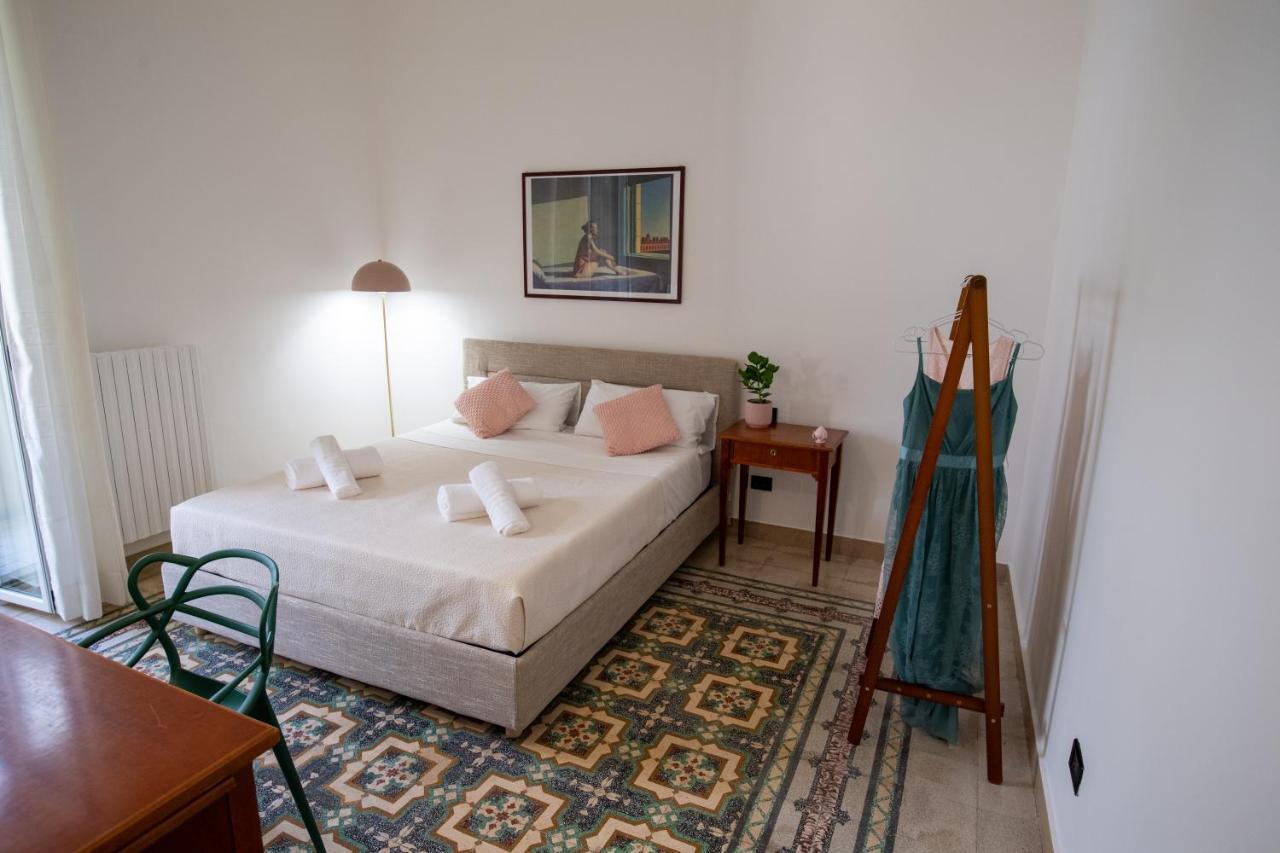 A Casa Di Anna - Charming House With Courtyard Apartamento Bari