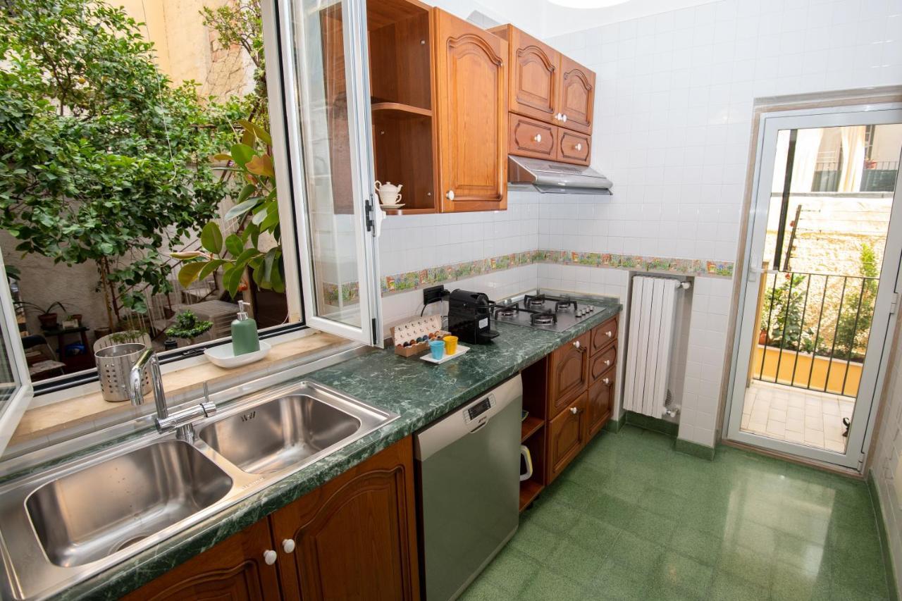 A Casa Di Anna - Charming House With Courtyard Apartamento *